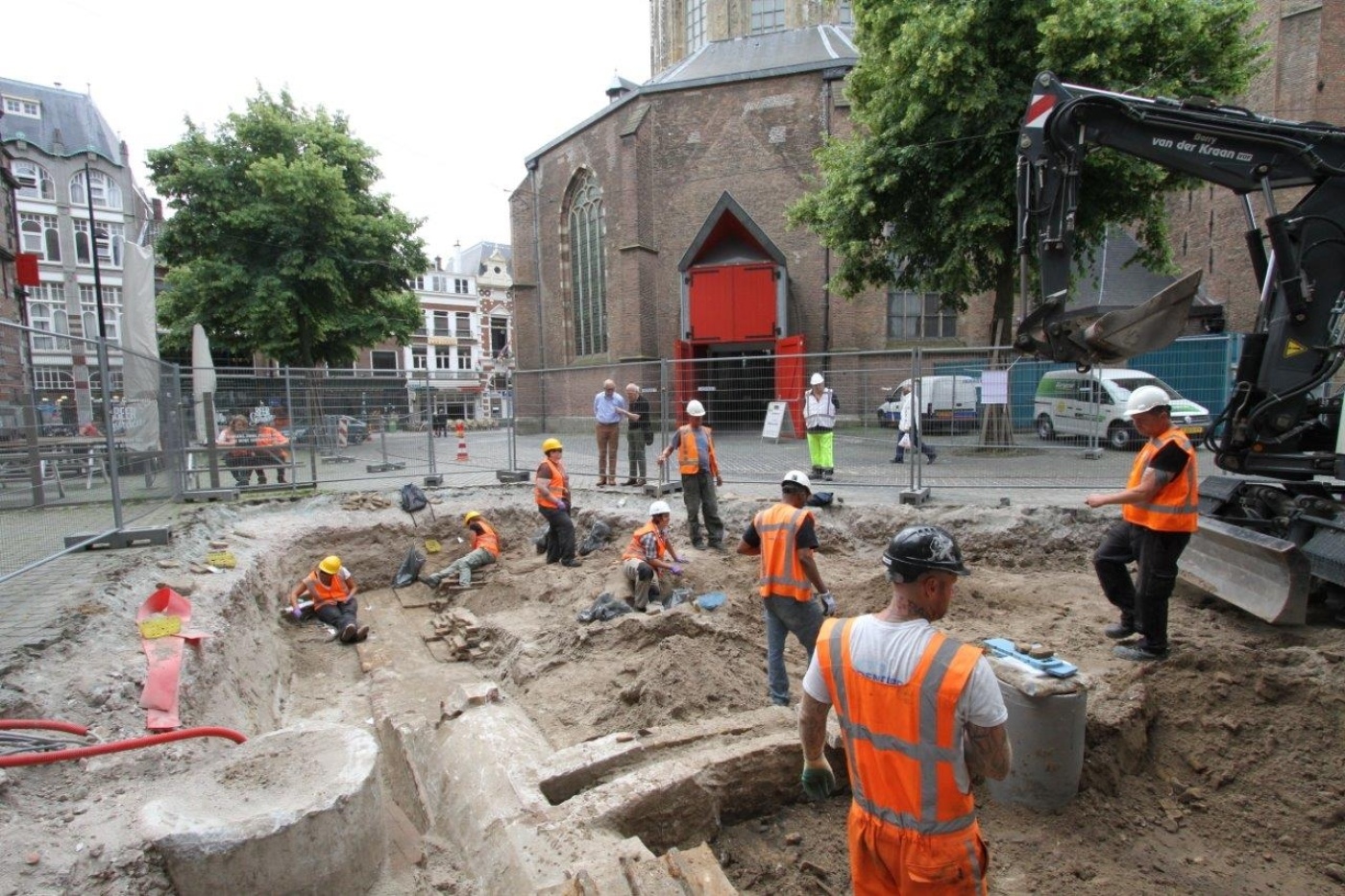 archeologie rondom de Grote kerk op Kerkplein te Den Haag