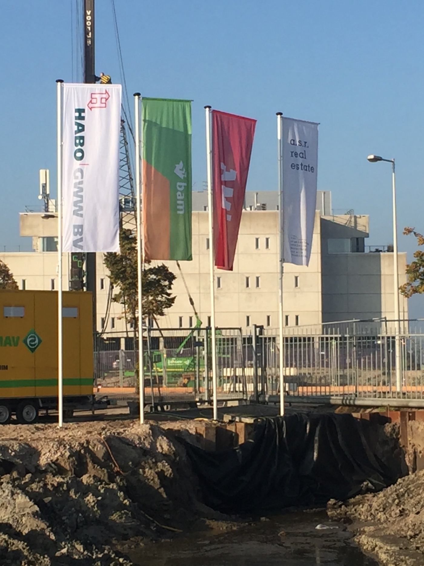 Cruqiuswerf vlaggen.jpg